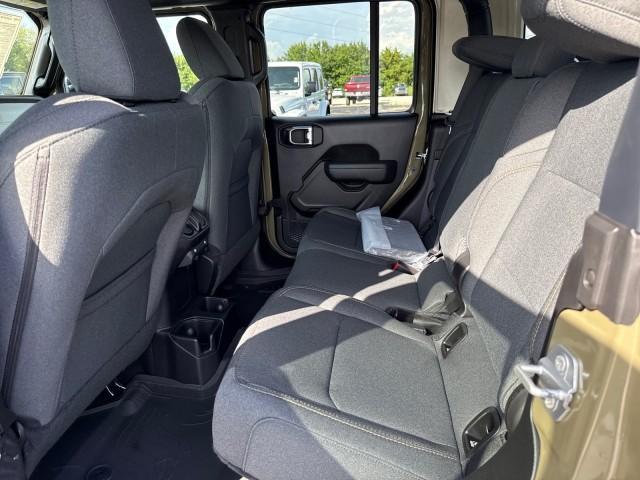 new 2025 Jeep Gladiator car, priced at $52,135