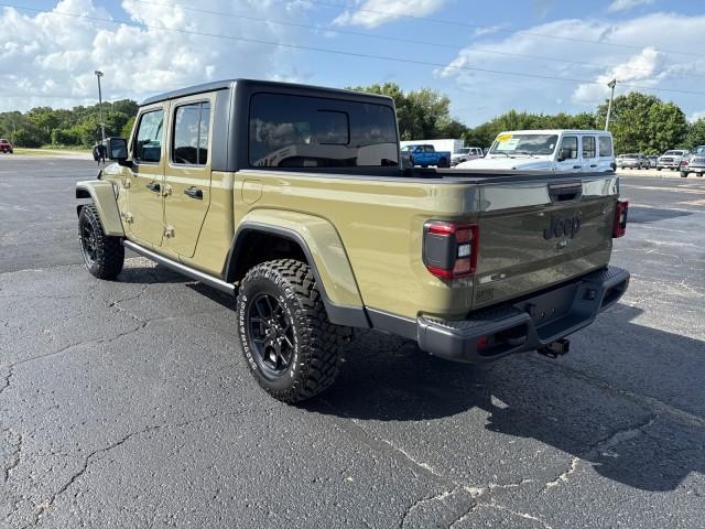 new 2025 Jeep Gladiator car, priced at $52,135
