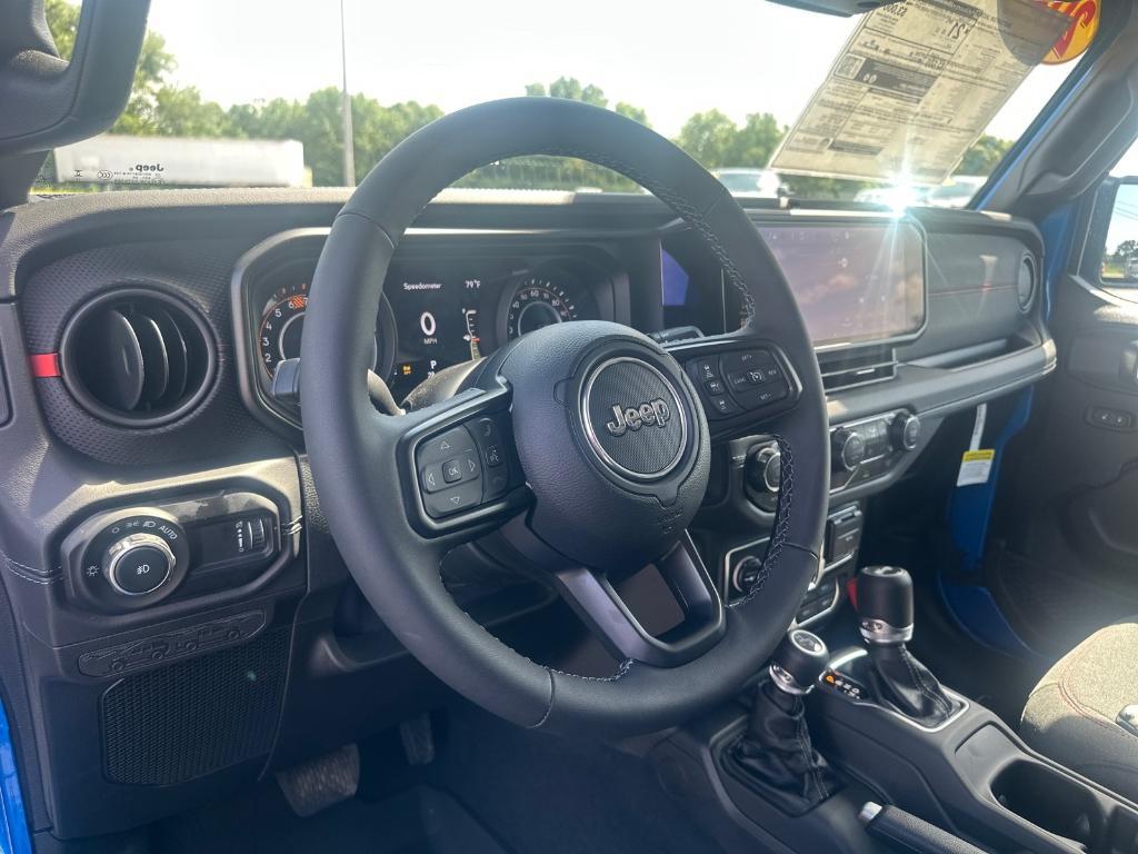 new 2025 Jeep Wrangler car, priced at $61,595