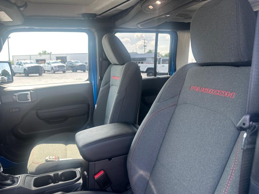 new 2025 Jeep Wrangler car, priced at $61,595