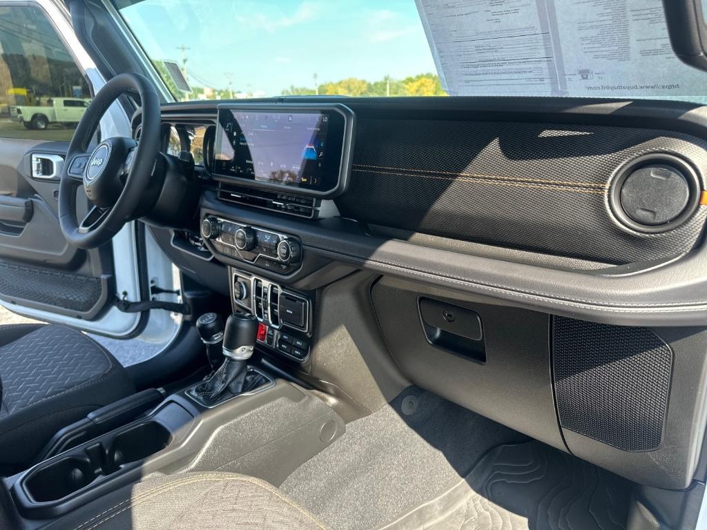 used 2025 Jeep Gladiator car, priced at $54,500