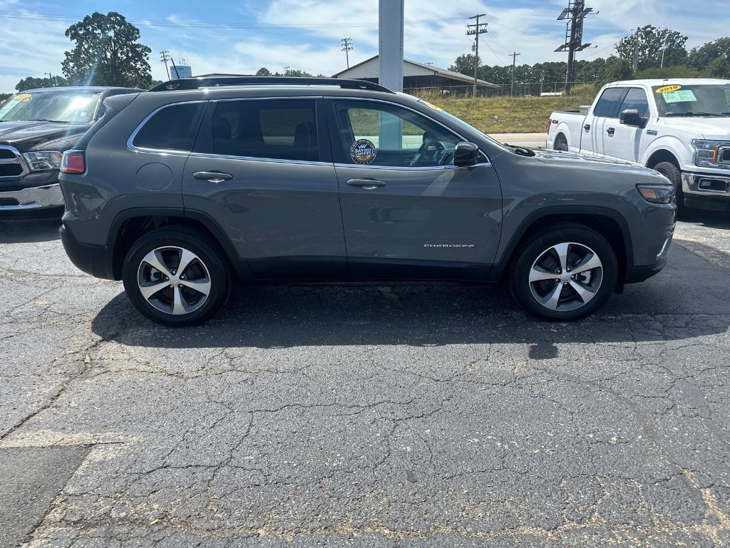 used 2022 Jeep Cherokee car, priced at $25,450