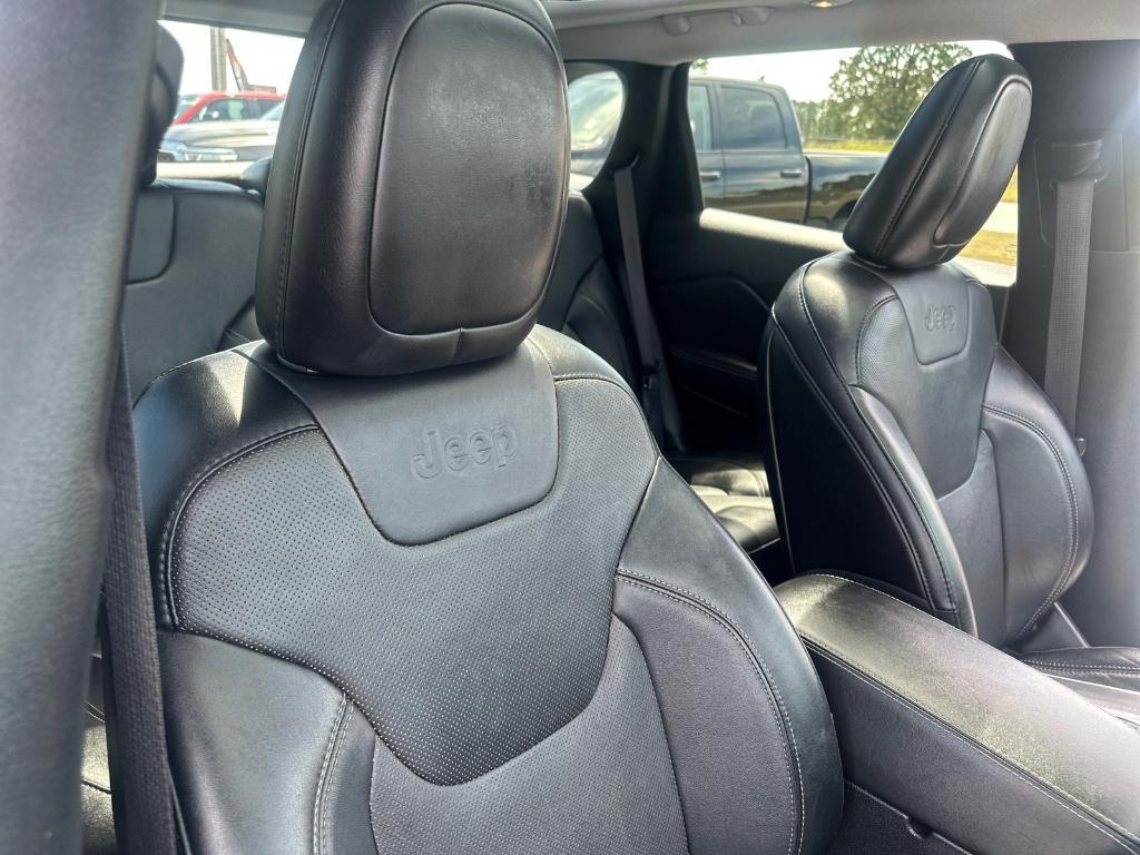 used 2022 Jeep Cherokee car, priced at $25,450