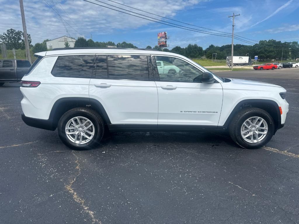 new 2025 Jeep Grand Cherokee L car, priced at $43,924