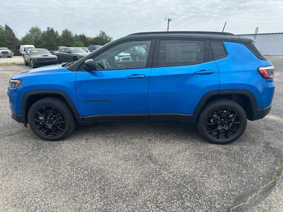 new 2024 Jeep Compass car, priced at $39,428