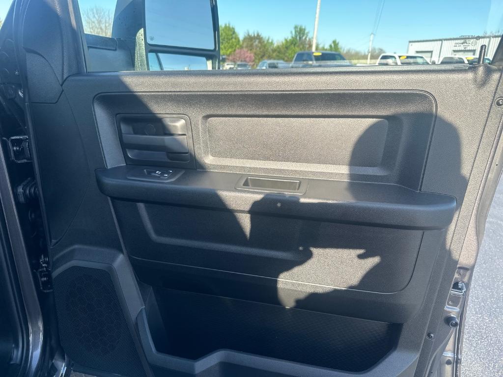 new 2025 Ram 2500 car, priced at $72,820