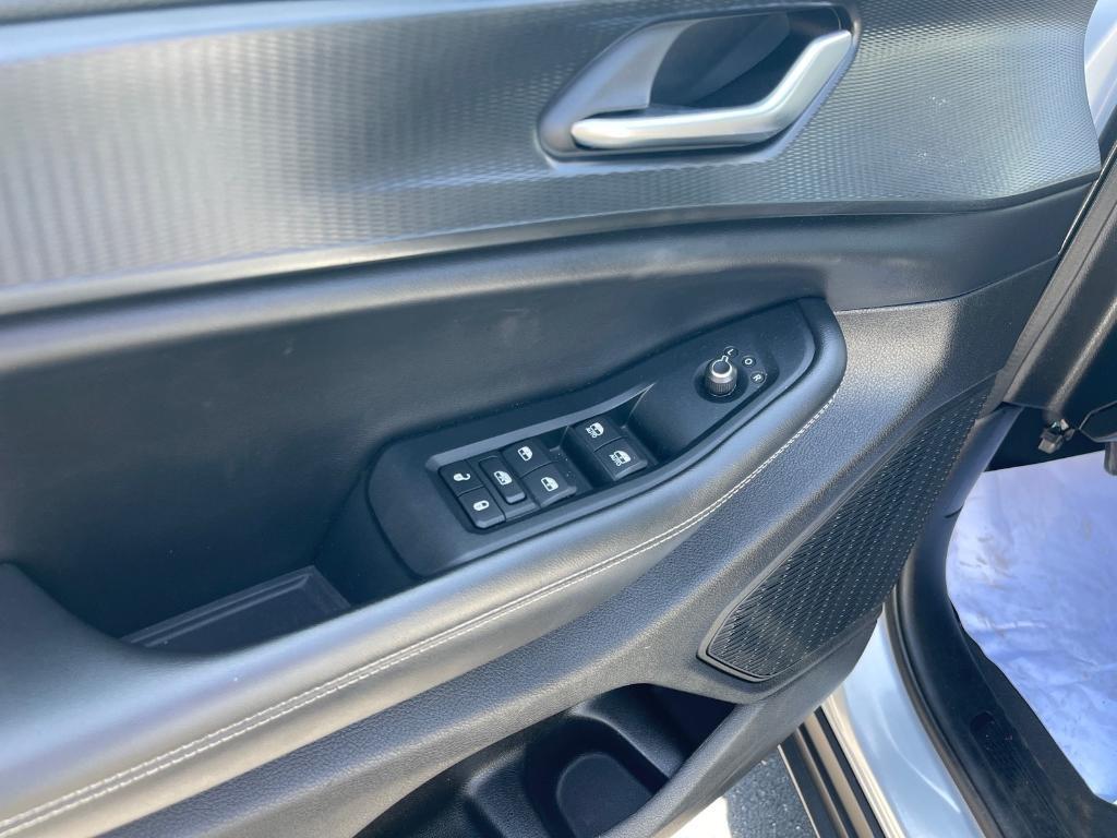 used 2023 Jeep Grand Cherokee car, priced at $29,077