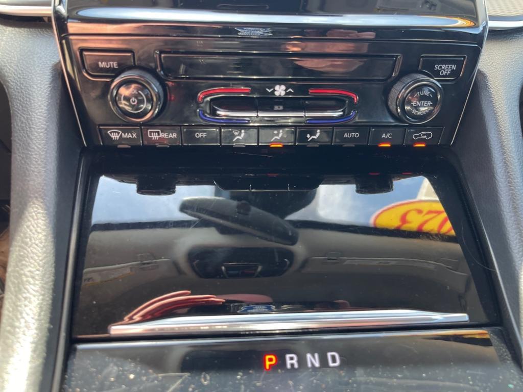 used 2023 Jeep Grand Cherokee car, priced at $29,077