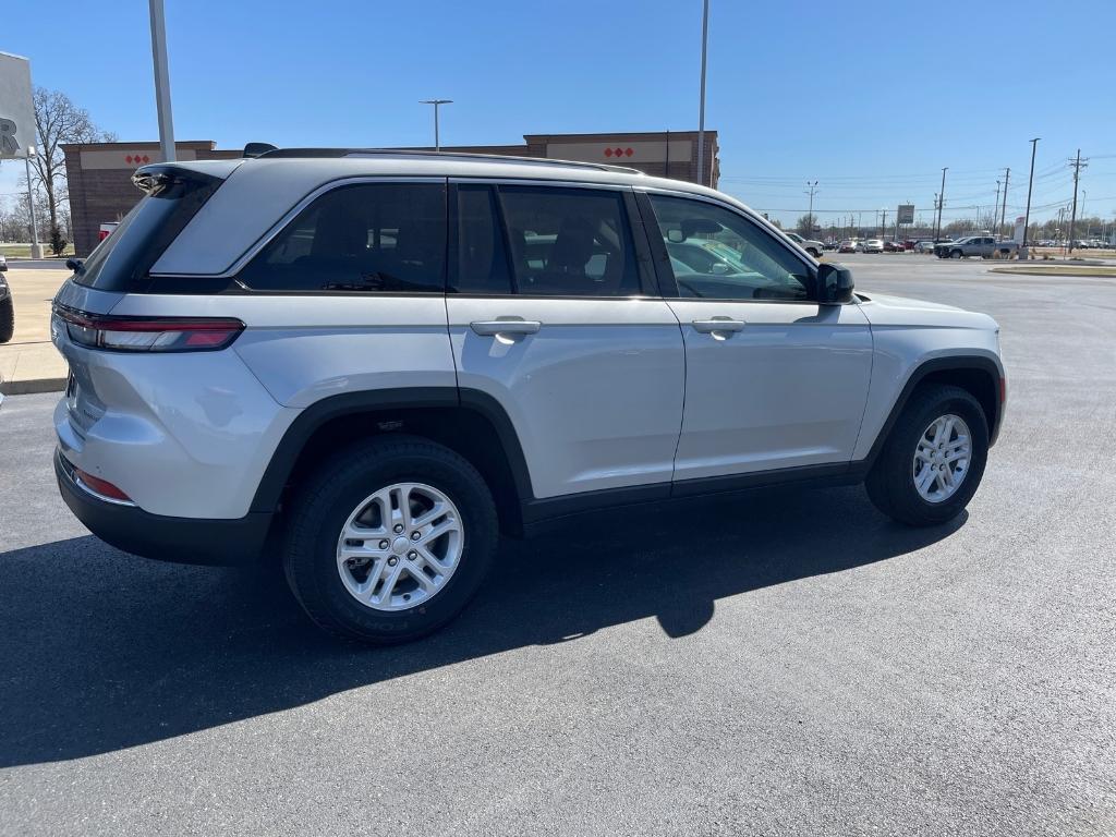 used 2023 Jeep Grand Cherokee car, priced at $29,077