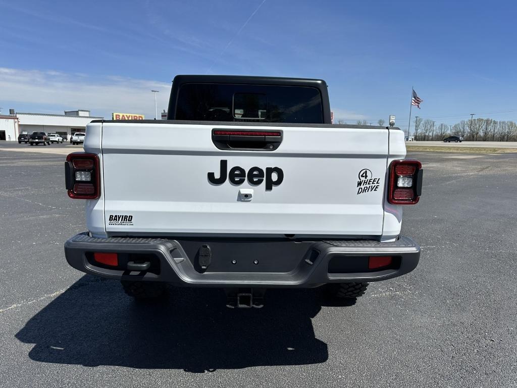 new 2025 Jeep Gladiator car, priced at $50,940