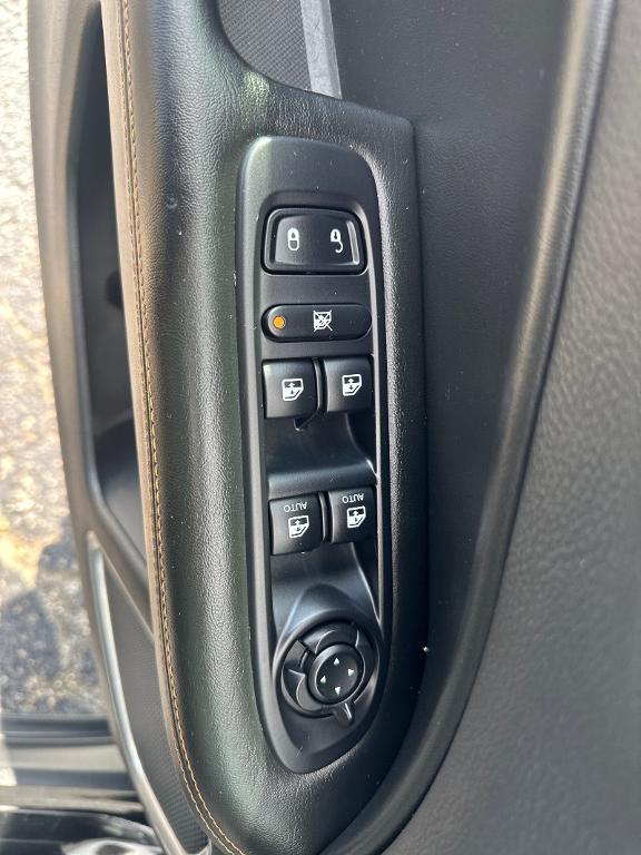 used 2018 Jeep Compass car, priced at $16,368