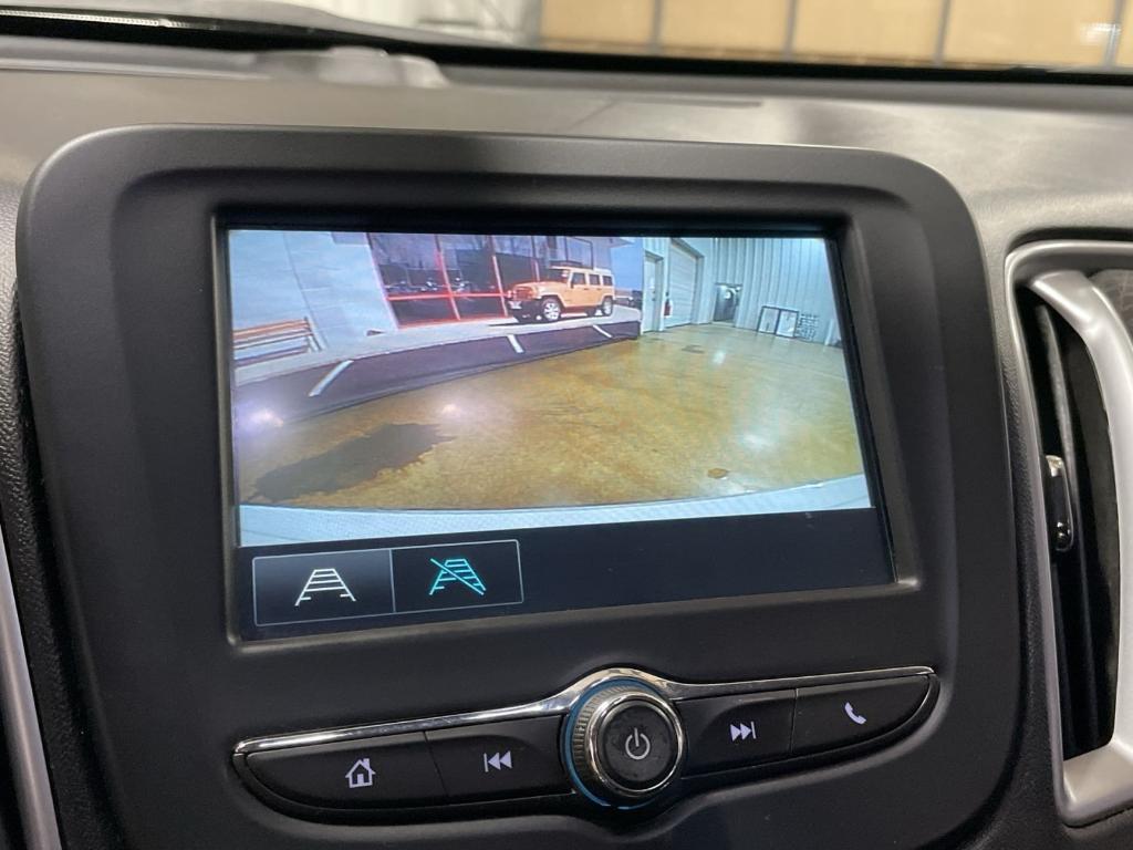 used 2018 Chevrolet Malibu car, priced at $18,737