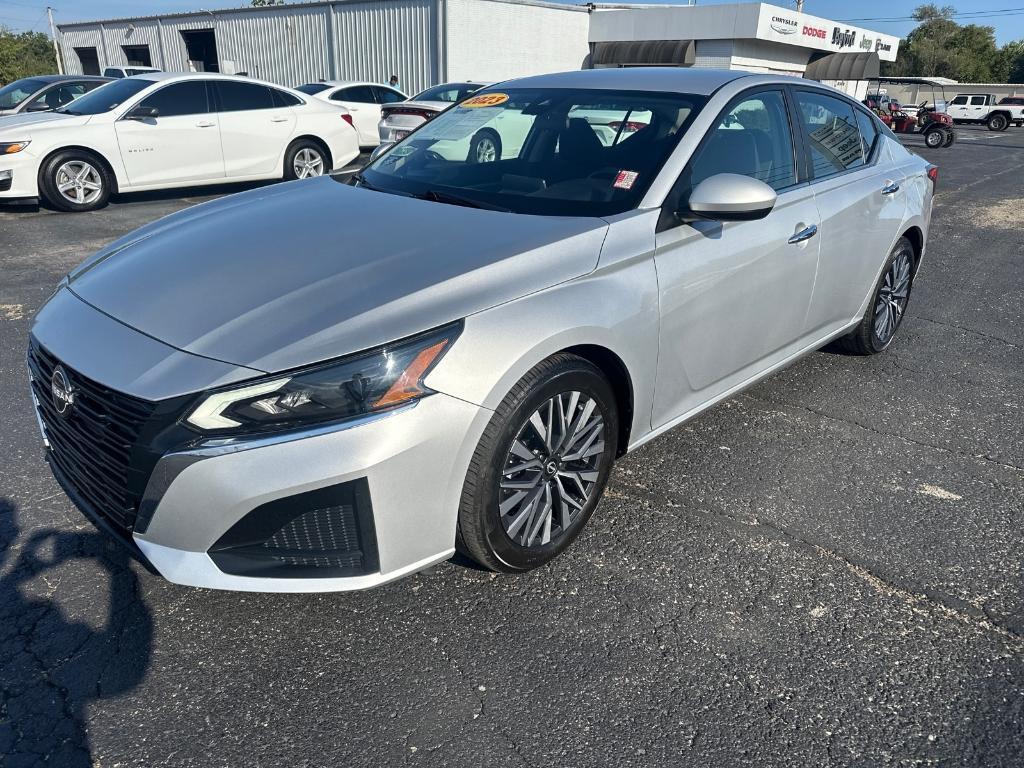 used 2023 Nissan Altima car, priced at $22,210