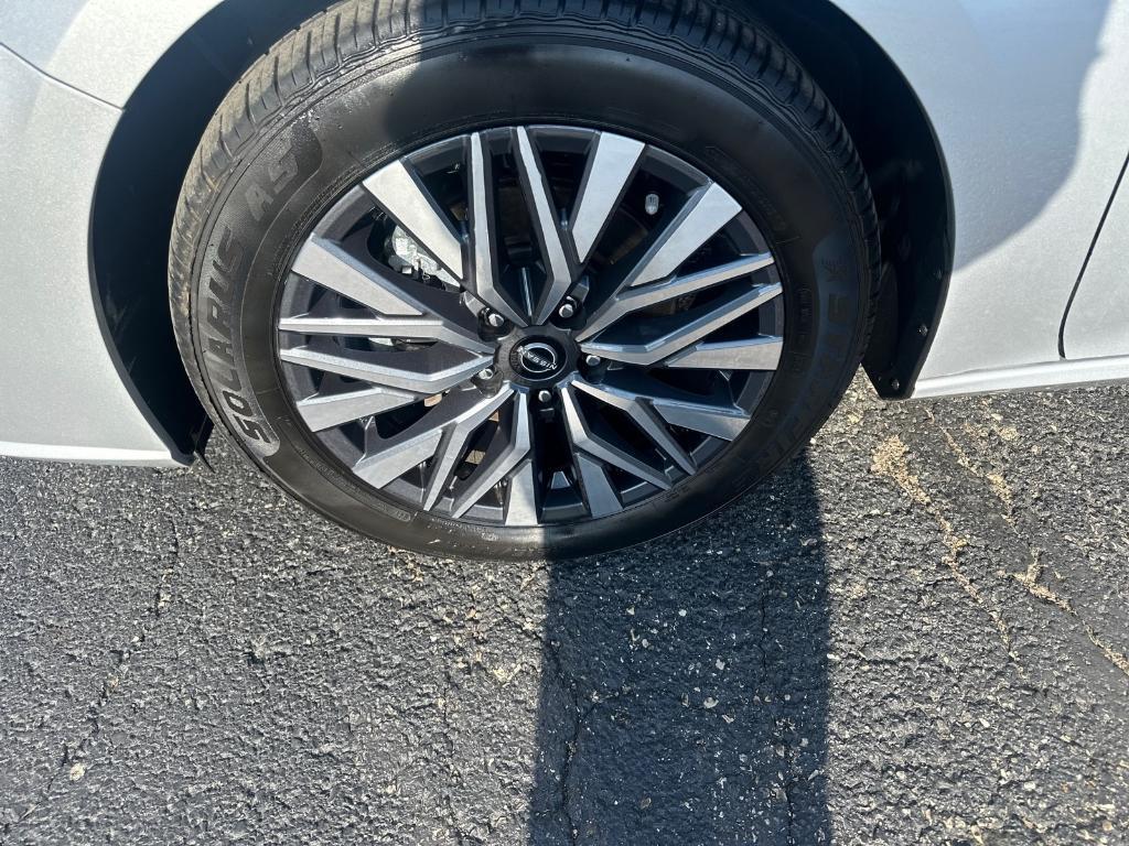 used 2023 Nissan Altima car, priced at $22,210