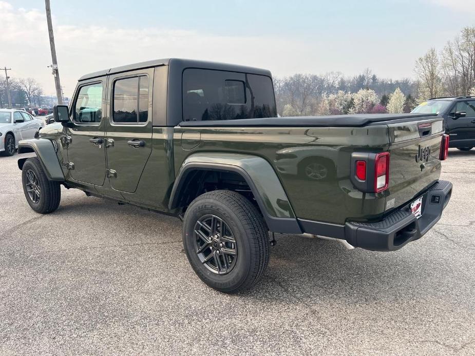 new 2024 Jeep Gladiator car, priced at $49,371