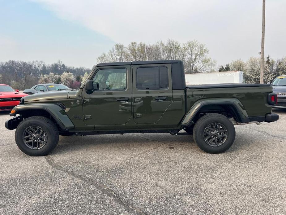 new 2024 Jeep Gladiator car, priced at $49,371