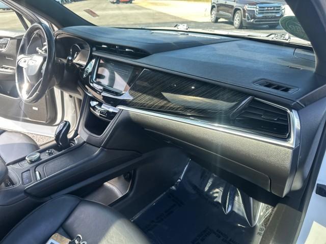 used 2022 Cadillac XT6 car, priced at $30,041