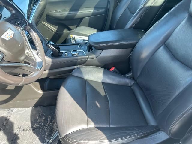 used 2022 Cadillac XT6 car, priced at $30,041