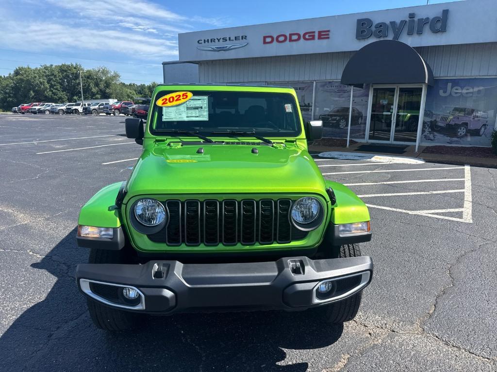 new 2025 Jeep Gladiator car, priced at $49,630