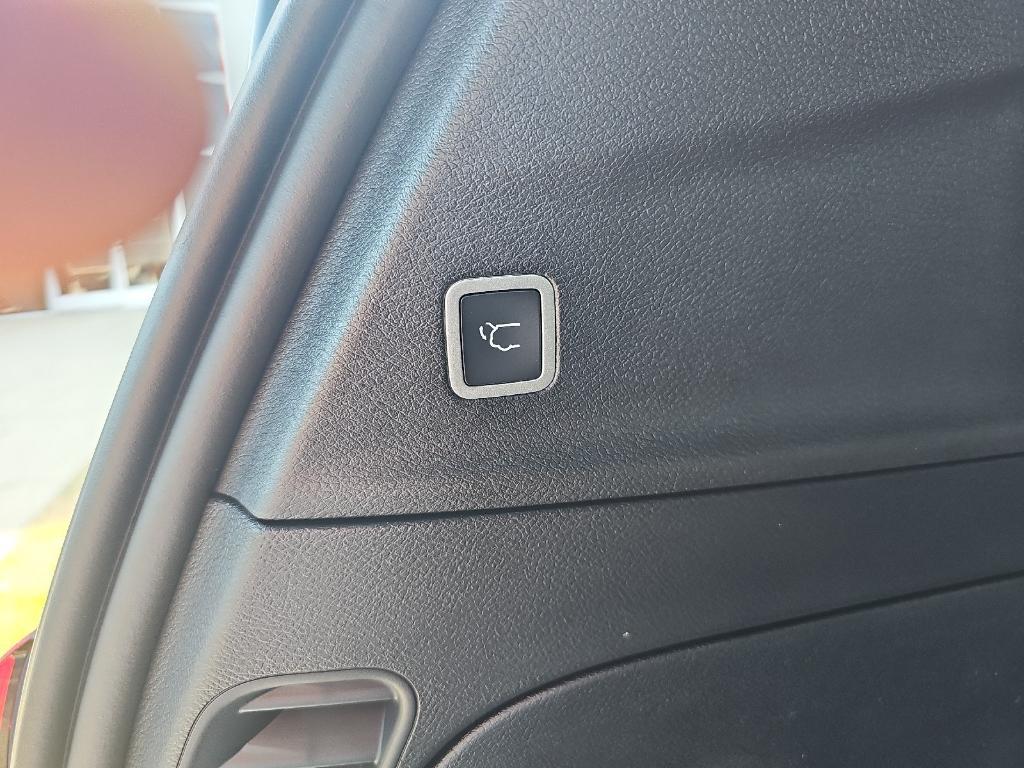 new 2026 Chrysler Pacifica car, priced at $53,108