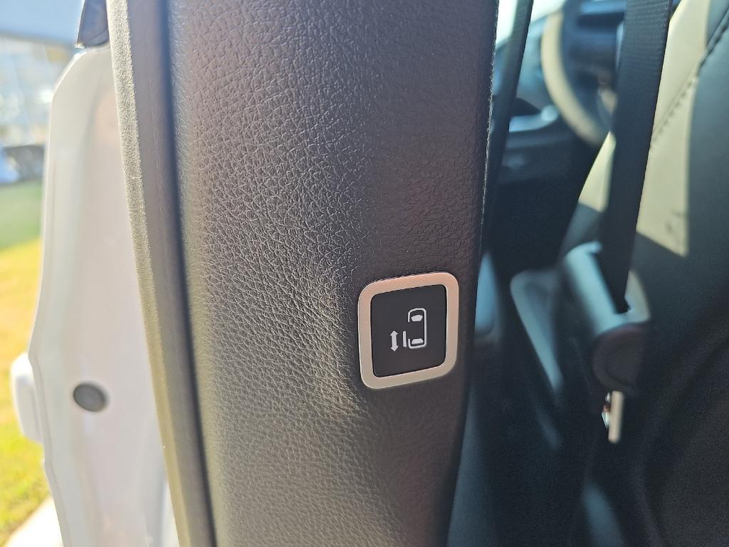 new 2026 Chrysler Pacifica car, priced at $53,108