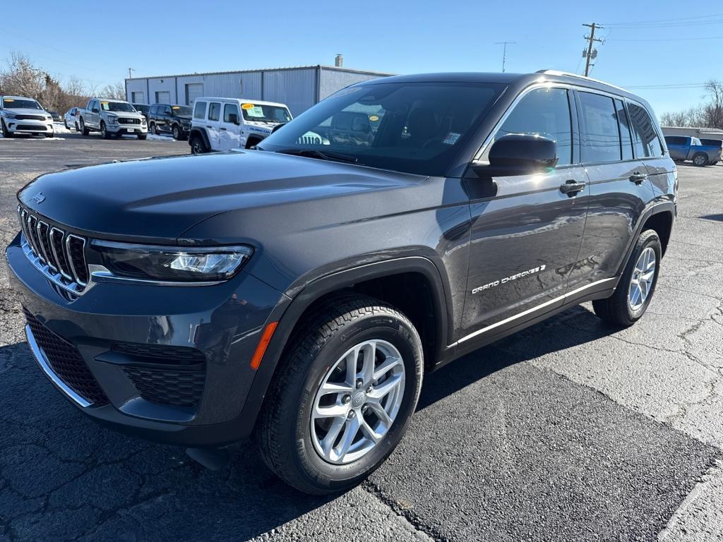 new 2025 Jeep Grand Cherokee car, priced at $43,427