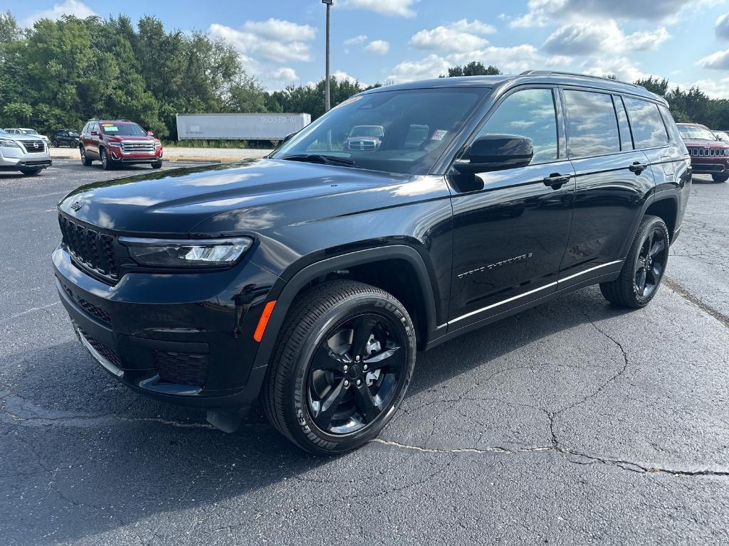new 2025 Jeep Grand Cherokee L car, priced at $49,098