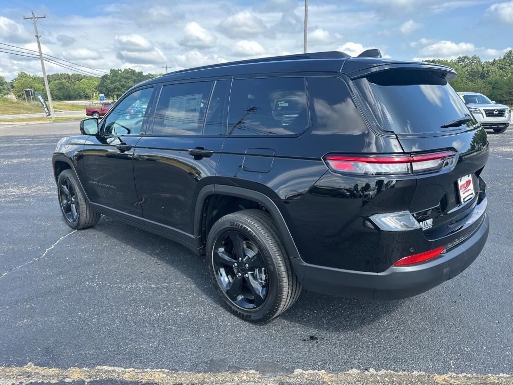 new 2025 Jeep Grand Cherokee L car, priced at $47,882