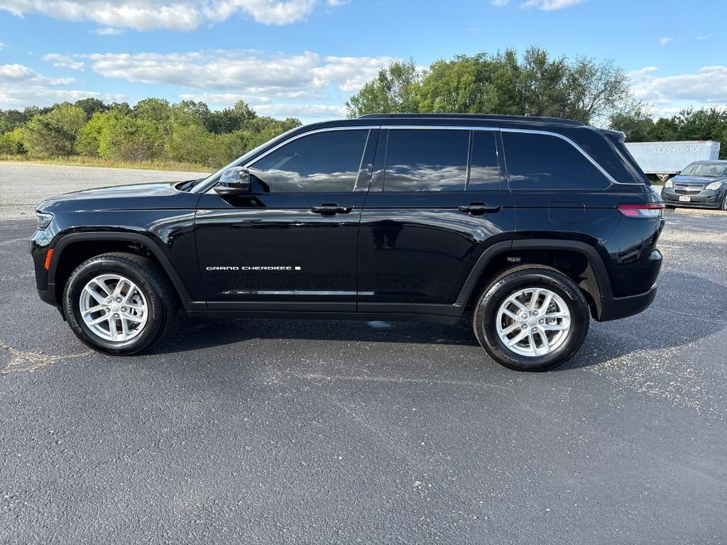 used 2024 Jeep Grand Cherokee car, priced at $37,270