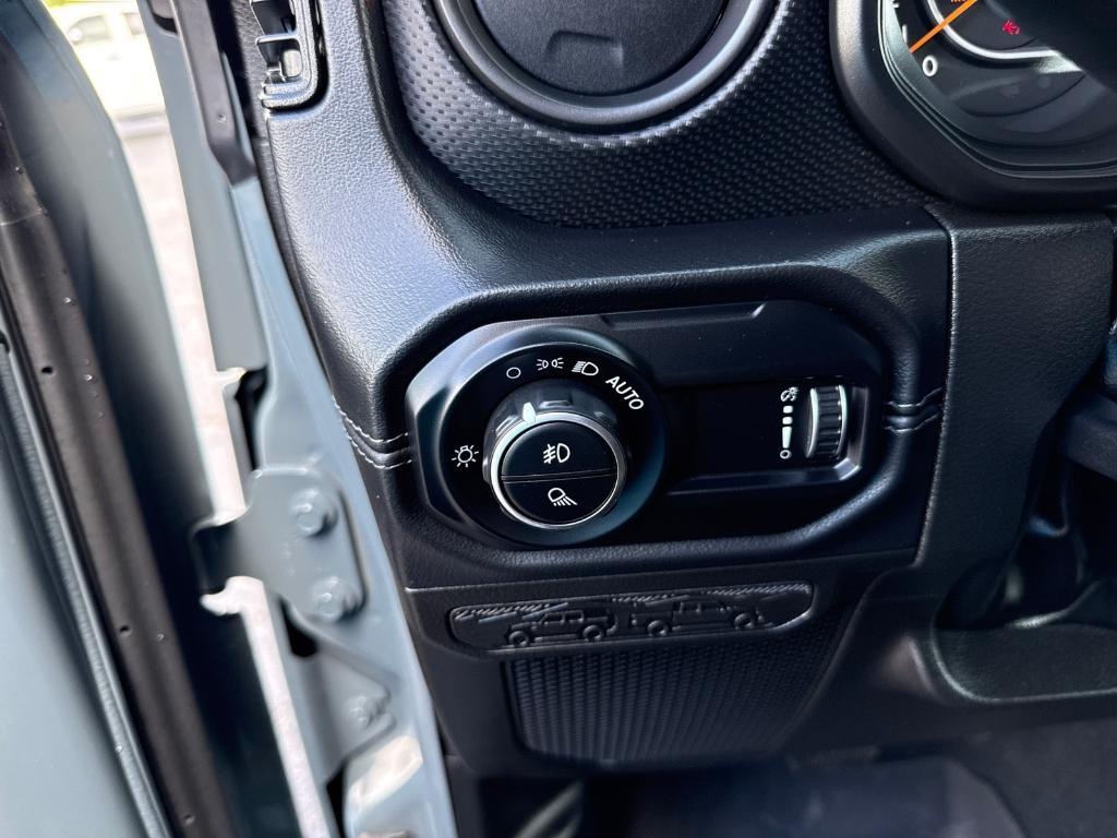 used 2024 Jeep Gladiator car, priced at $47,680