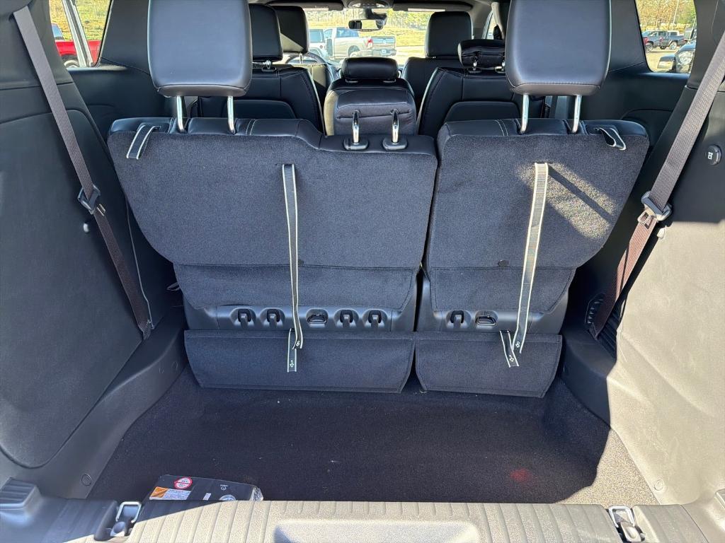 new 2026 Chrysler Pacifica car, priced at $46,278