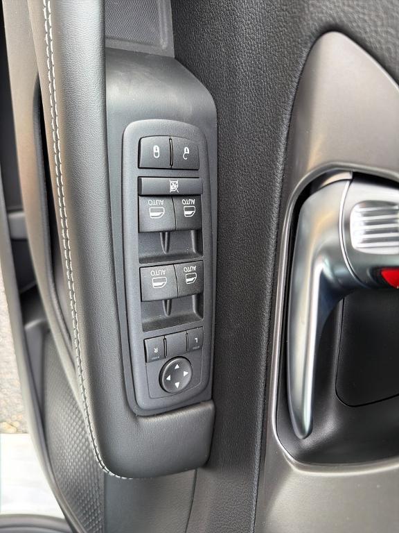 new 2026 Chrysler Pacifica car, priced at $45,783