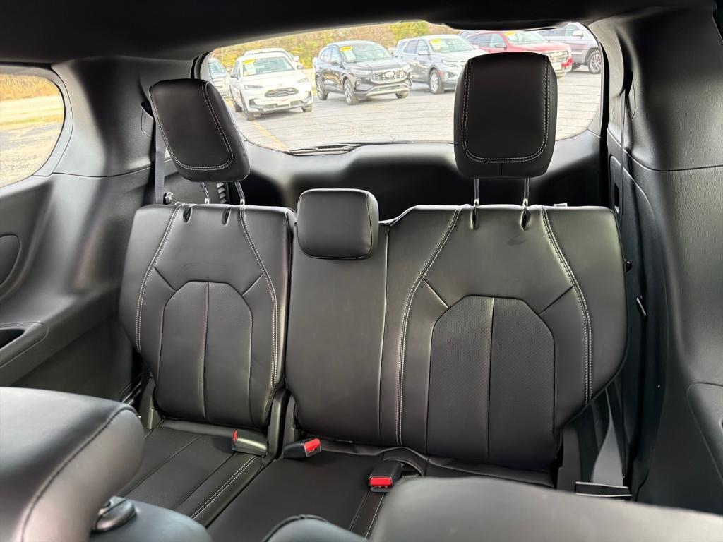 new 2026 Chrysler Pacifica car, priced at $45,783