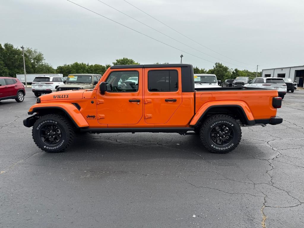 new 2025 Jeep Gladiator car, priced at $53,090