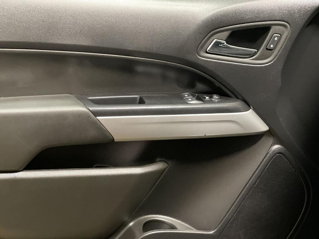 used 2022 Chevrolet Colorado car, priced at $23,136