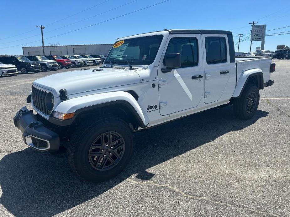 new 2024 Jeep Gladiator car, priced at $49,073