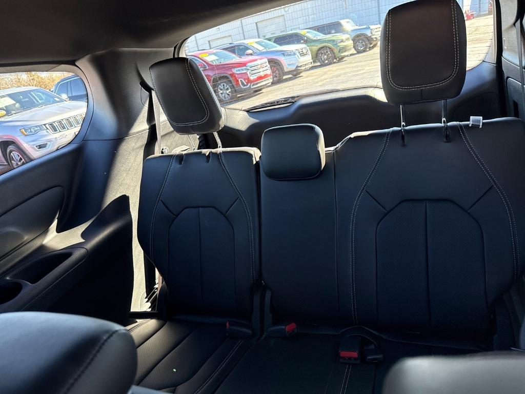 new 2026 Chrysler Pacifica car, priced at $45,783