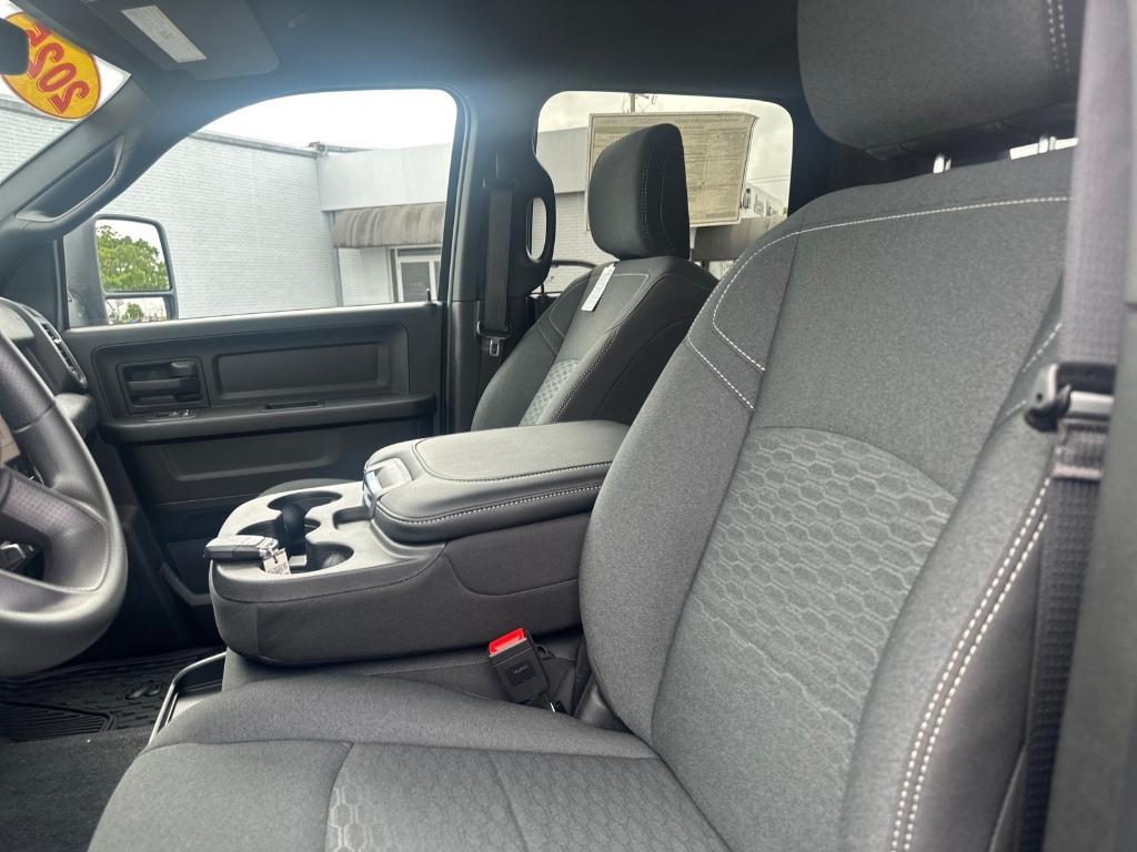 new 2025 Ram 2500 car, priced at $57,580
