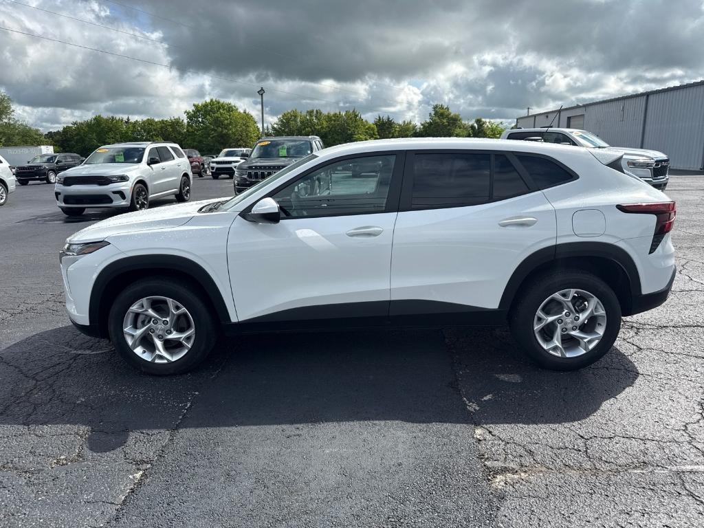 used 2025 Chevrolet Trax car, priced at $25,874
