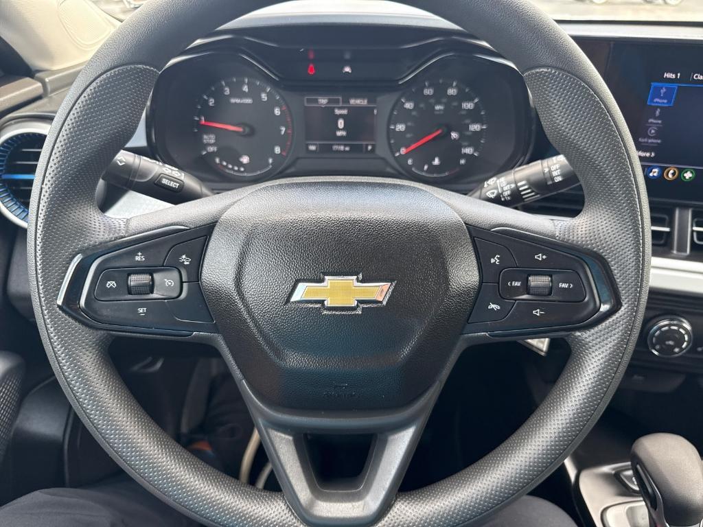 used 2025 Chevrolet Trax car, priced at $25,874