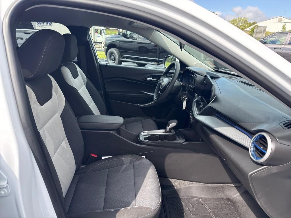 used 2025 Chevrolet Trax car, priced at $25,874