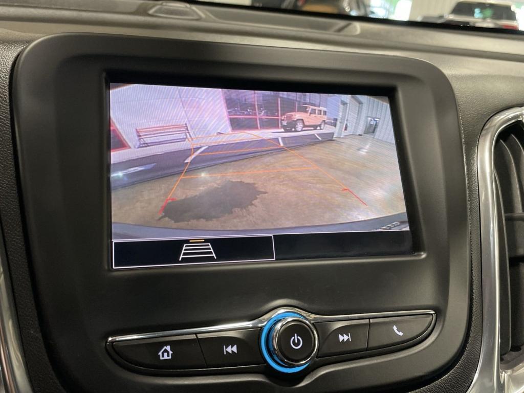 used 2023 Chevrolet Equinox car, priced at $21,255