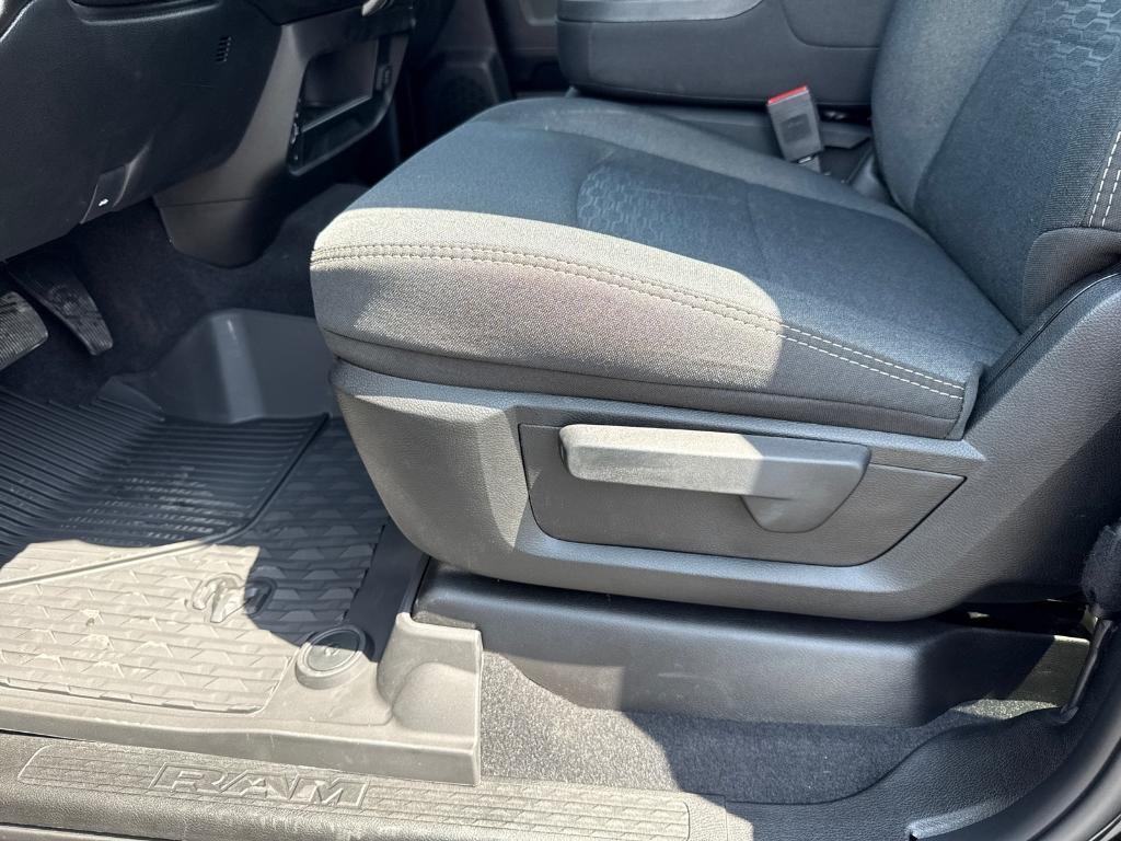new 2025 Ram 2500 car, priced at $60,125