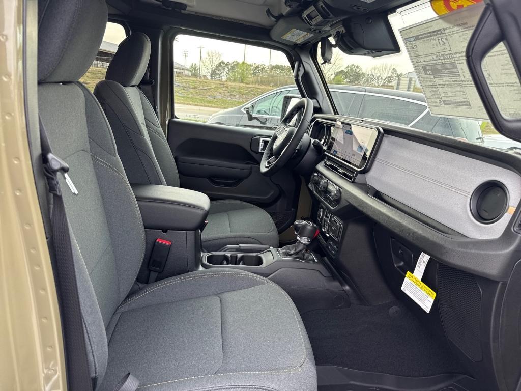 new 2025 Jeep Wrangler car, priced at $54,818