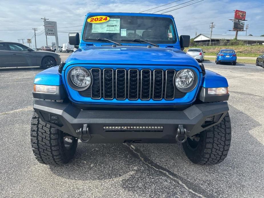 new 2024 Jeep Gladiator car, priced at $55,872