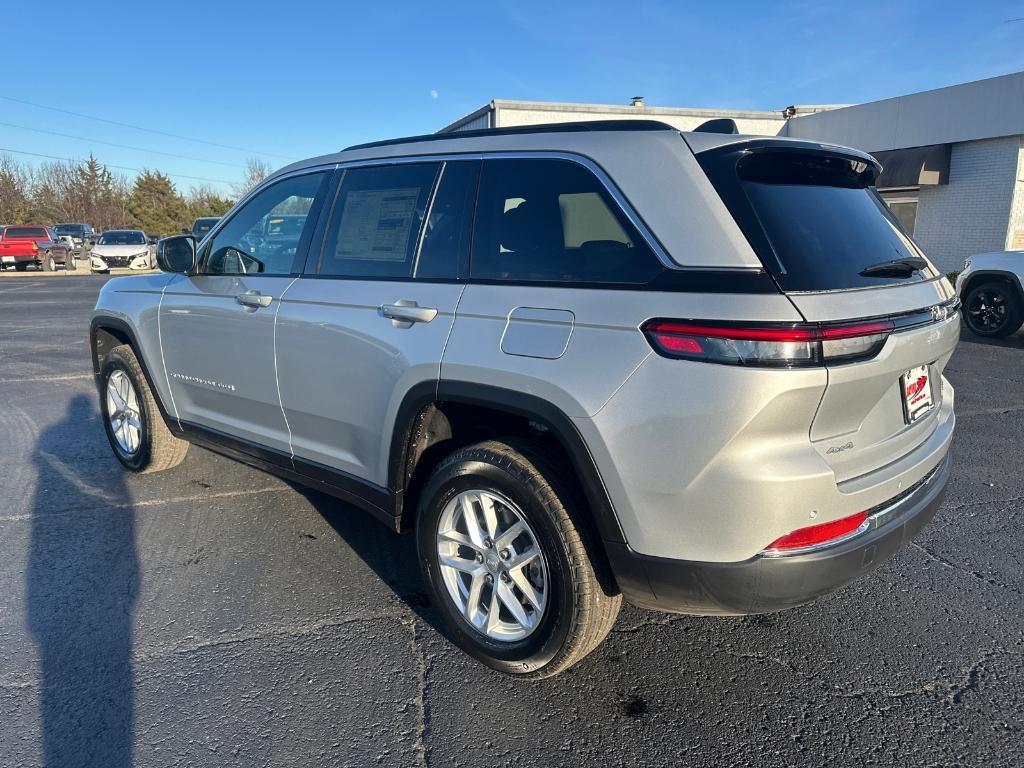 new 2025 Jeep Grand Cherokee car, priced at $41,675