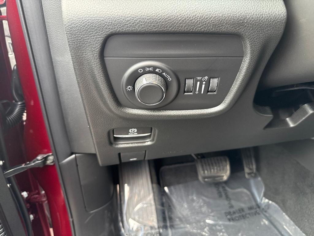 new 2025 Jeep Grand Cherokee L car, priced at $45,893