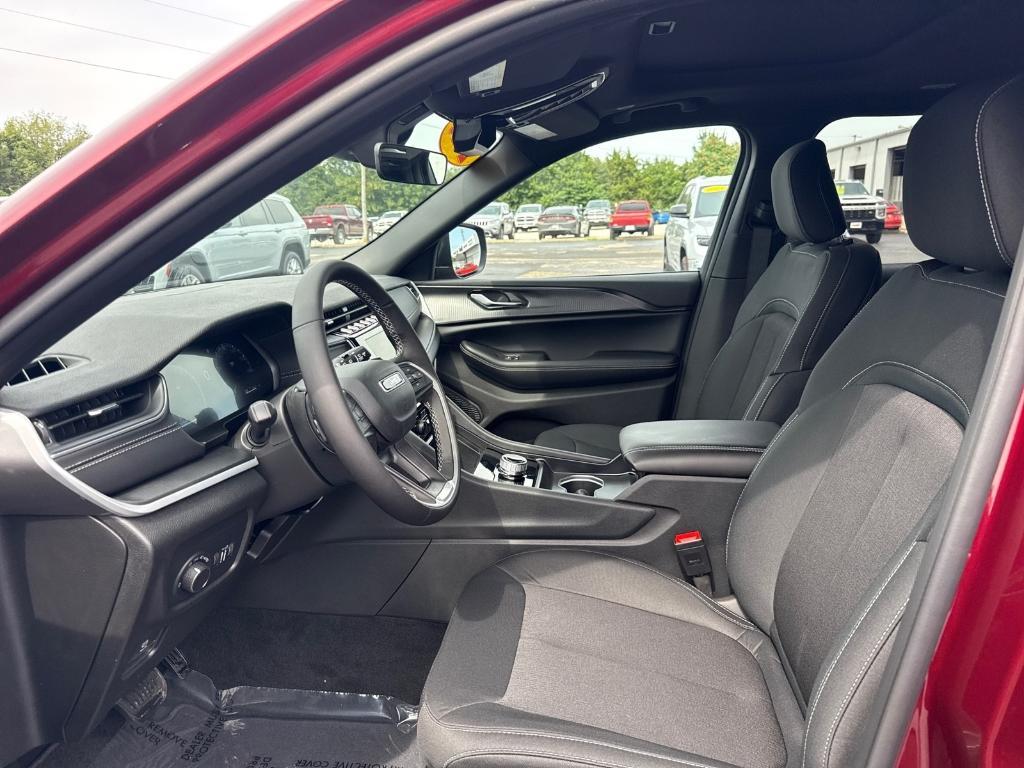 new 2025 Jeep Grand Cherokee L car, priced at $45,893