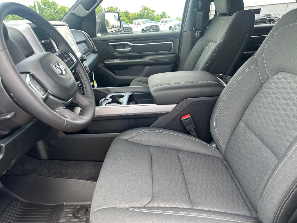 new 2025 Ram 1500 car, priced at $62,820