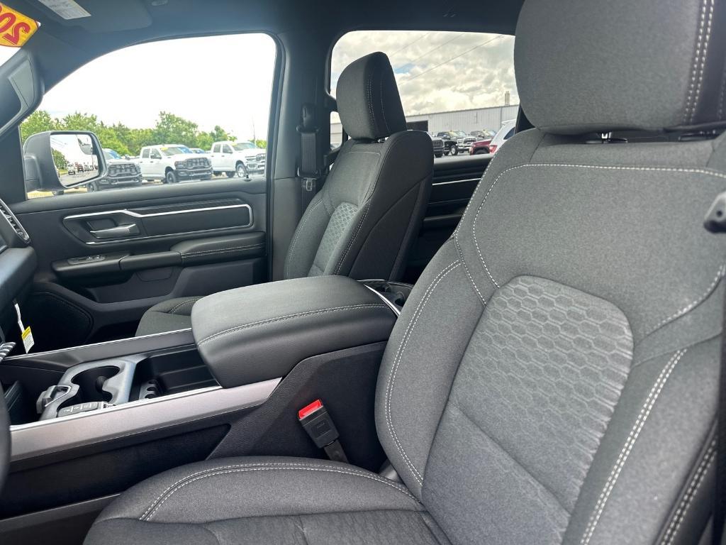 new 2025 Ram 1500 car, priced at $62,820